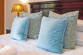 Sunward Park Guest House & Conference Centre