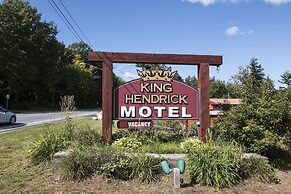 King Hendrick Motel