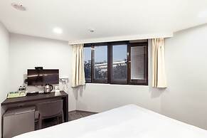 Taichung Kiwi Express Hotel