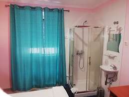 Pensao Residencial Camoes