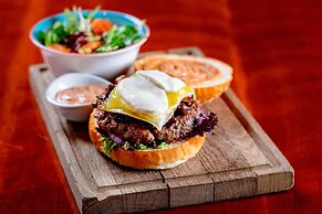 Marriott Marquis City Center Doha Hotel