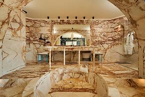 Agalia Luxury Suites