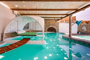 Agalia Luxury Suites