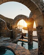 Agalia Luxury Suites