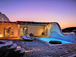 Agalia Luxury Suites