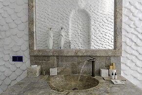 Agalia Luxury Suites