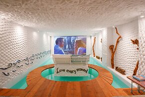 Agalia Luxury Suites