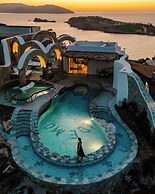 Agalia Luxury Suites