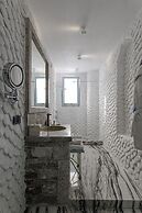 Agalia Luxury Suites