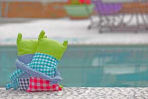 Agalia Luxury Suites