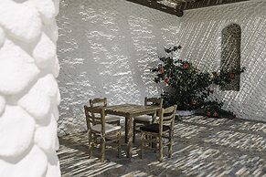 Agalia Luxury Suites