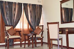 Riverside Hotel and Conference Centre