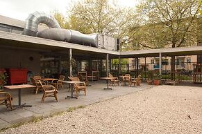 WOW Hostel Amsterdam