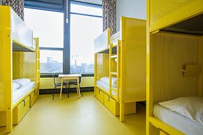 WOW Hostel Amsterdam