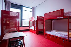WOW Hostel Amsterdam