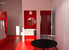 WOW Hostel Amsterdam