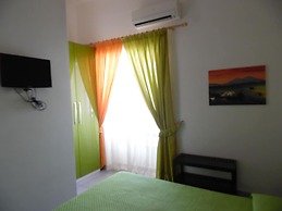 Megaride Santa Lucia