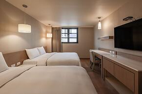 Kindness Hotel - Kaohsiung Main Station
