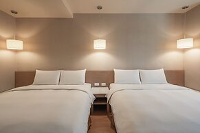Kindness Hotel - Kaohsiung Main Station