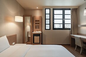 Kindness Hotel - Kaohsiung Main Station