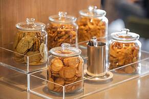 Kindness Hotel - Kaohsiung Main Station