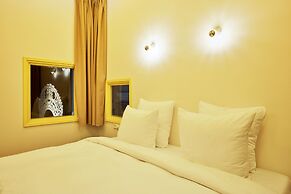 Hotel Not Hotel Amsterdam