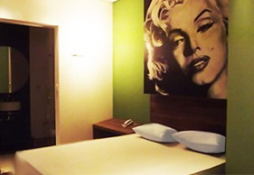 Flex Inn Hotel - Adults Only