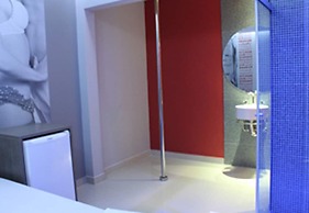 Flex Inn Hotel - Adults Only