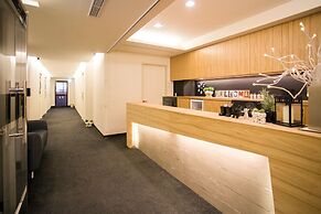 Fun Inn Taipei Hostel