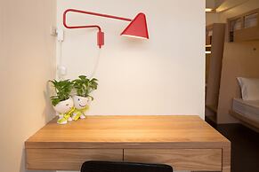 Fun Inn Taipei Hostel