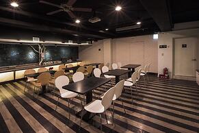 Fun Inn Taipei Hostel