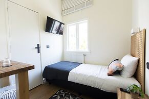 Quentin Hotel Golden Bear