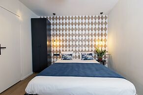 Quentin Hotel Golden Bear