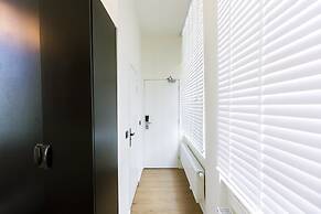 Quentin Hotel Golden Bear