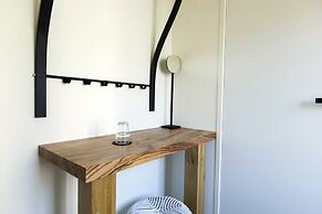 Quentin Hotel Golden Bear