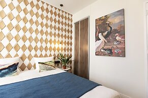 Quentin Hotel Golden Bear