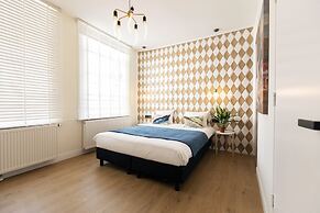 Quentin Hotel Golden Bear