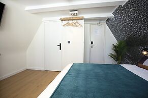 Quentin Hotel Golden Bear