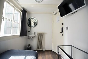 Quentin Hotel Golden Bear