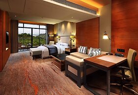 DoubleTree by Hilton Guangzhou Science City-Free Shuttle Bus Service D