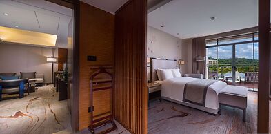 DoubleTree by Hilton Guangzhou Science City-Free Shuttle Bus Service D