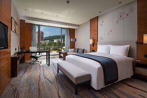DoubleTree by Hilton Guangzhou Science City-Free Shuttle Bus Service D
