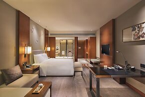 DoubleTree by Hilton Guangzhou Science City-Free Shuttle Bus Service D