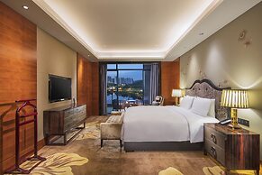 DoubleTree by Hilton Guangzhou Science City-Free Shuttle Bus Service D