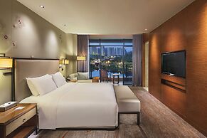 DoubleTree by Hilton Guangzhou Science City-Free Shuttle Bus Service D