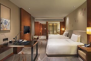 DoubleTree by Hilton Guangzhou Science City-Free Shuttle Bus Service D