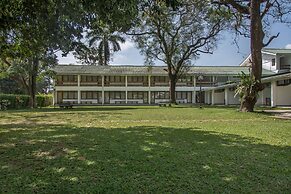 The Lakeside Hotel at Nuwarawewa