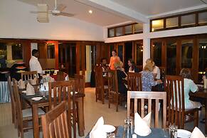 The Lakeside Hotel at Nuwarawewa