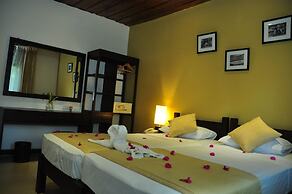 The Lakeside Hotel at Nuwarawewa