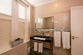 Saint Tropez Boutique Hotel